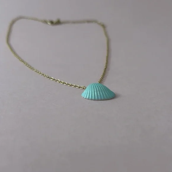 Baby Blue Shell Faux Gold Necklace - Picture 2 of 5